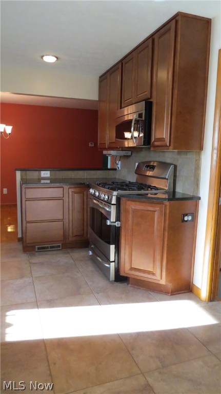 Albert Rispo 05d - Residential