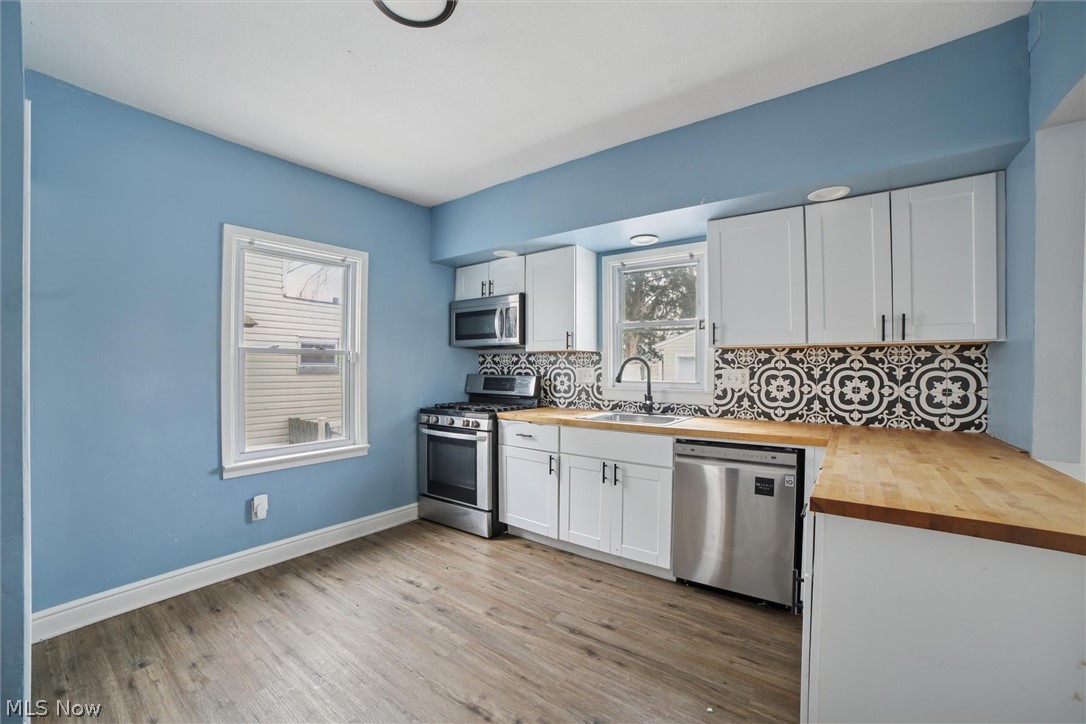 3613 Henritze Avenue