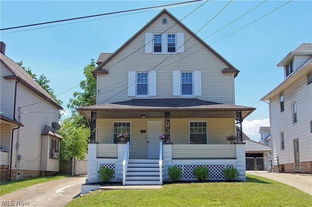 3613 Henritze Avenue