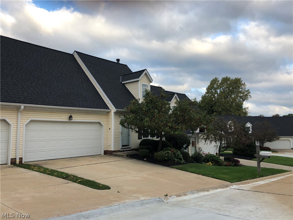 Hampton Bay Condo - Residential