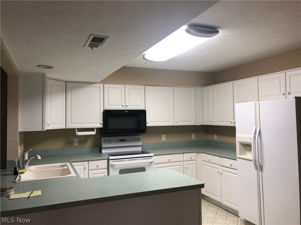 Hampton Bay Condo - Residential