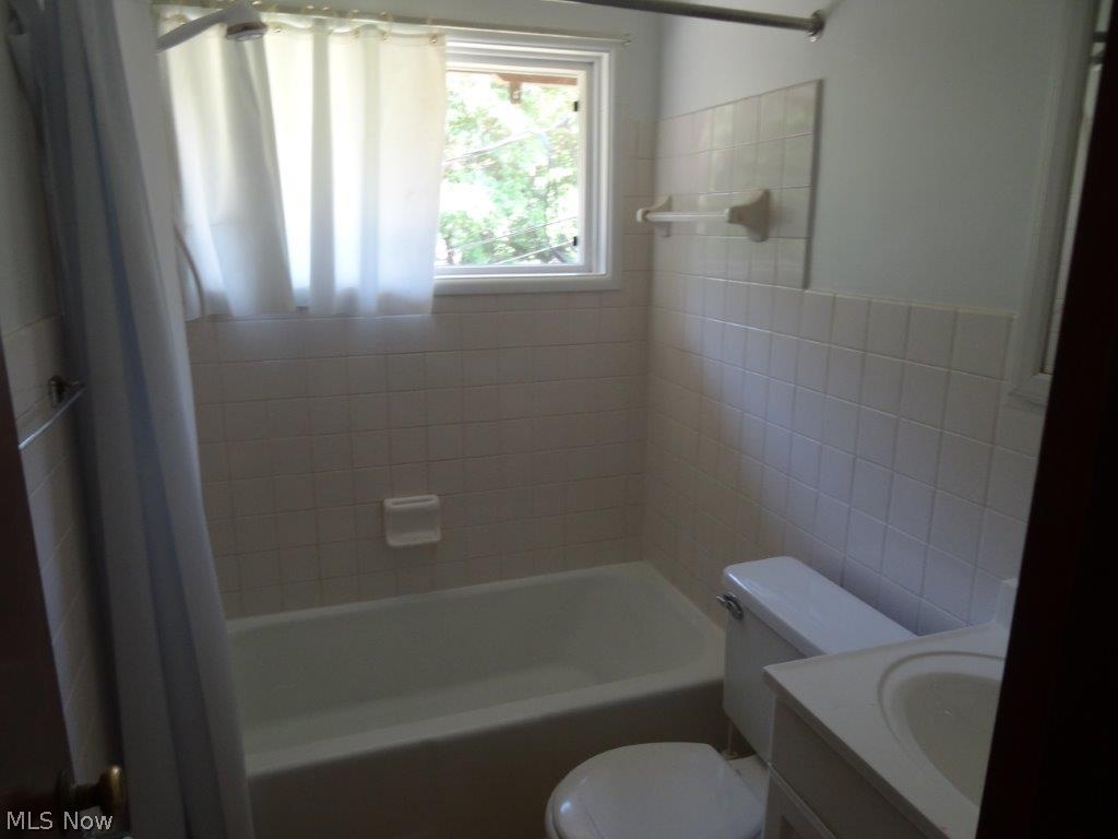 Heslop Morning View - Residential Income