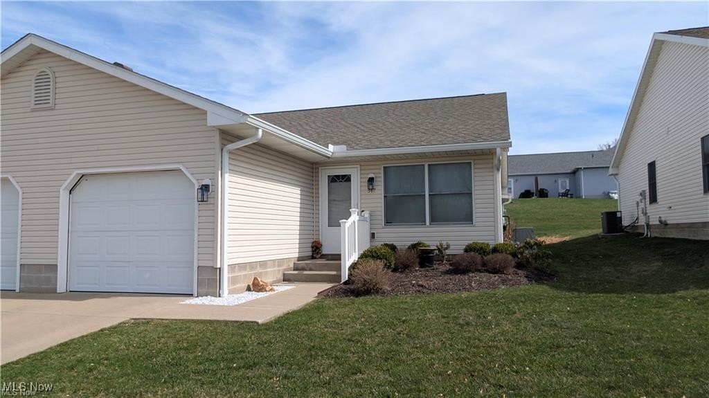 347 Spruce Street, Barberton, Ohio image 1