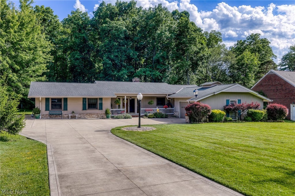 Photo of 3270 Harris Road, Broadview Heights, OH 44147 (MLS # 5219925)