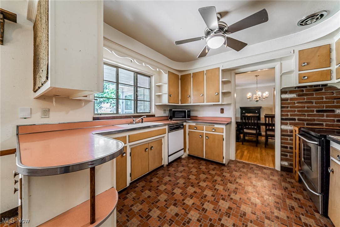 Forest Hill Sub 45 - Residential