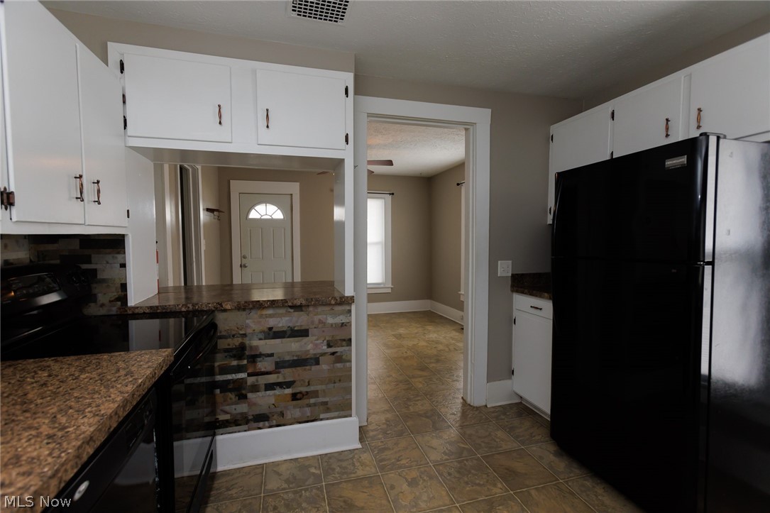 Village/Apple Crk - Residential