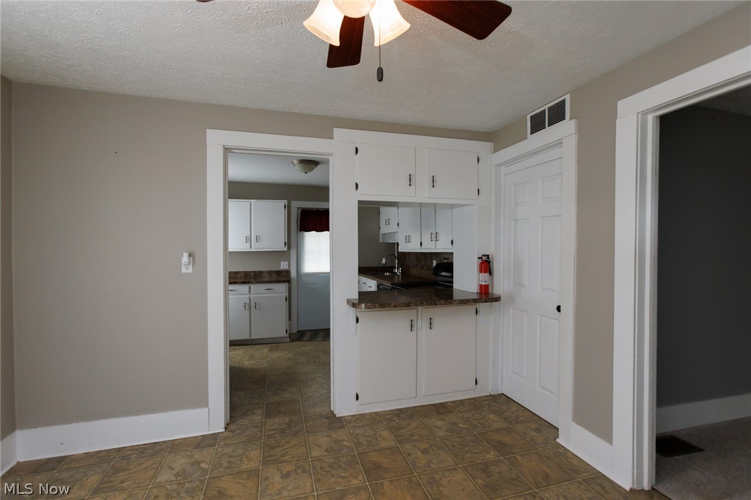 Village/Apple Crk - Residential