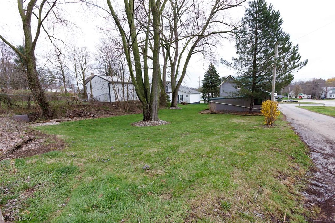 Village/Apple Crk - Residential