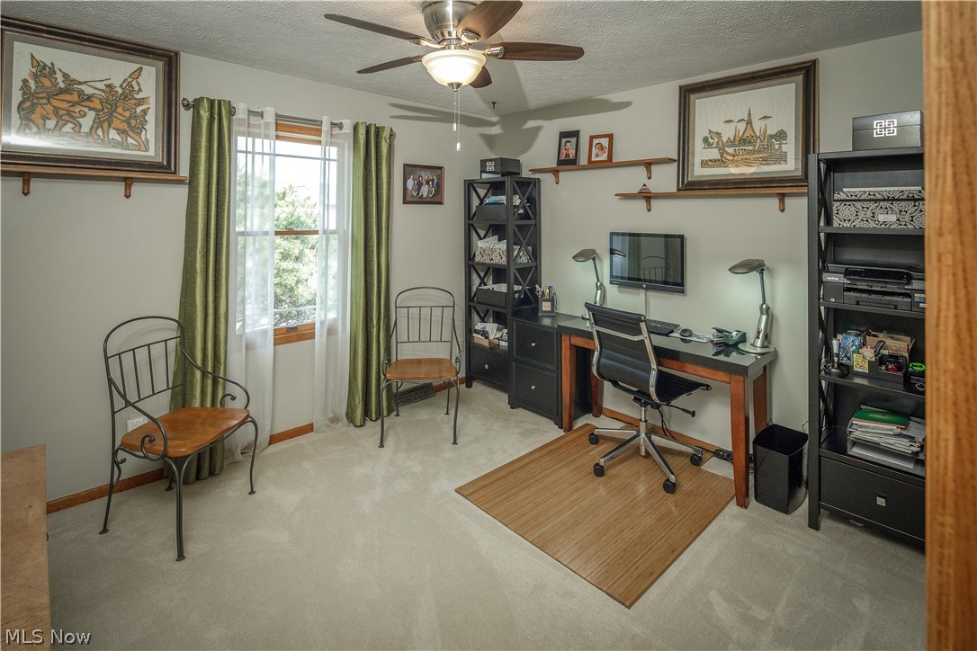 Pines Hollow - Residential