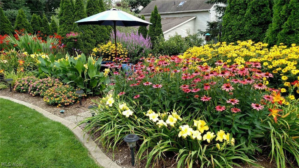 Pines Hollow - Residential