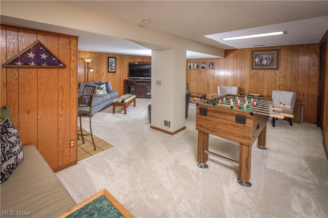 Pines Hollow - Residential