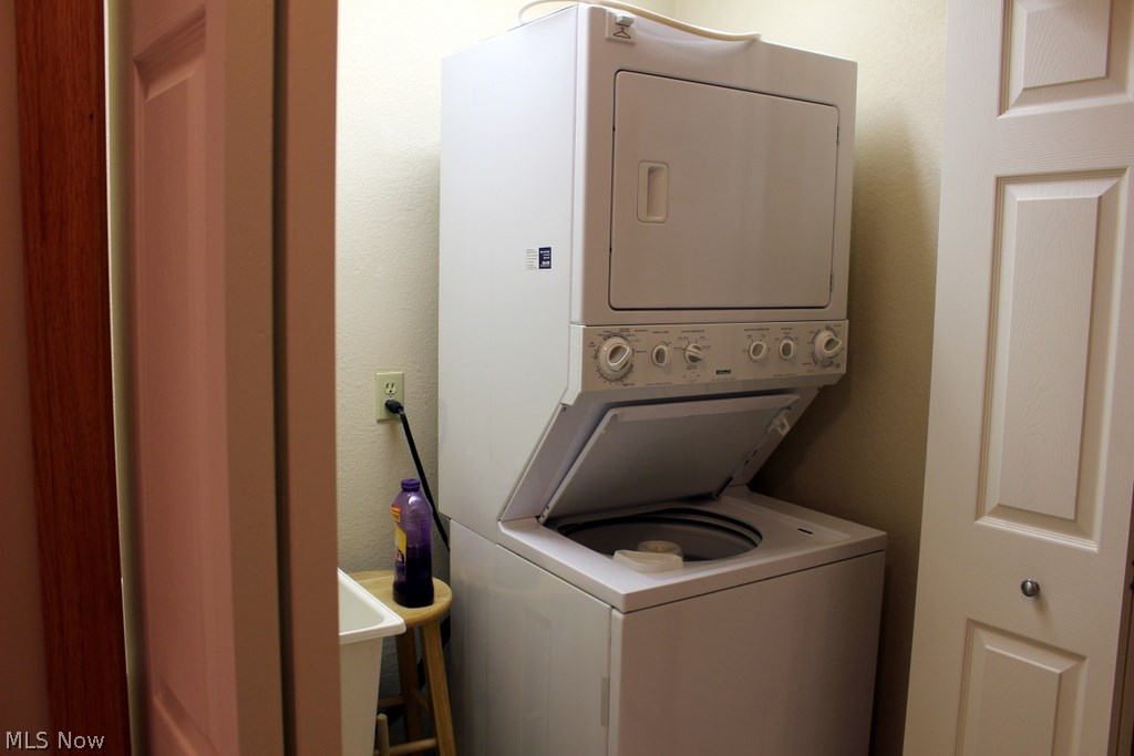 Alexandra Place Condo - Residential