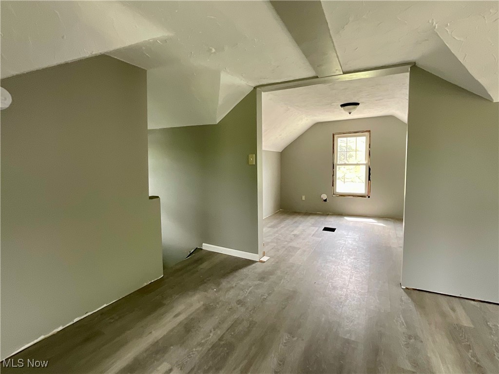 692 Roselawn Avenue, Akron, Ohio image 18