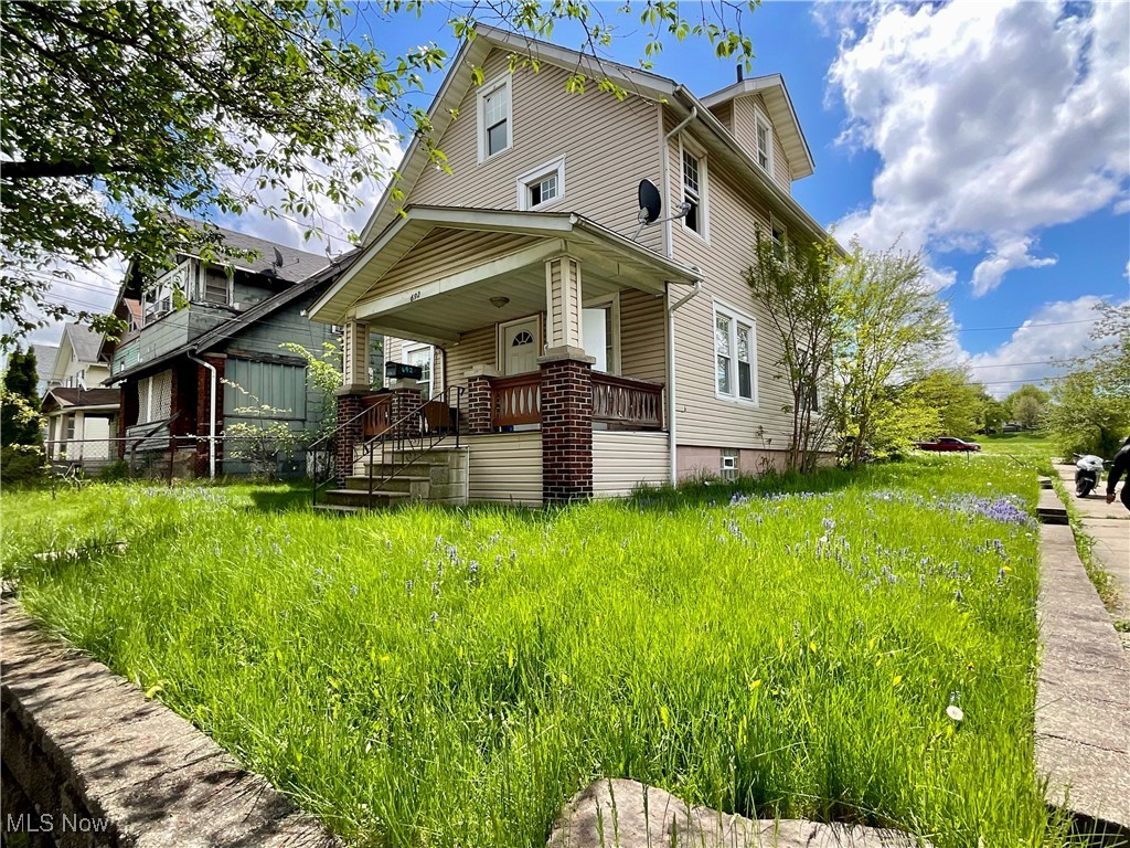 692 Roselawn Avenue, Akron, Ohio image 1