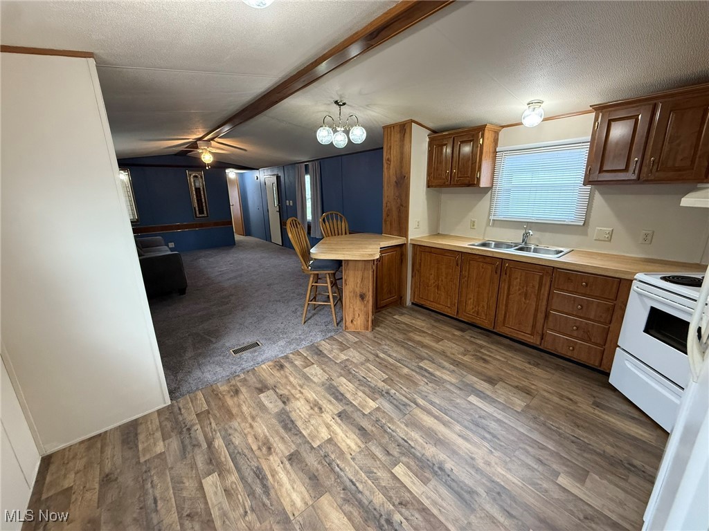 New Philadelphia - Residential