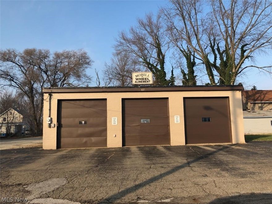 Long time business call Mobil Wheel Alignment that has done great there  over the years.  Unfortunately the owner has passed away and the this great property is for sale.  3 car garage - 2 underneath bays & 2 lifts.  Other tools can be sold separately.  Great opportunity. Call me for more details & a private showing.  Make an offer!  Won't last long.