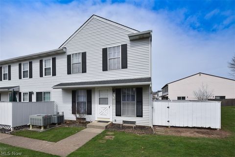 Condo For Sale - 6577 Liberty Bell Drive #C20<br/> Brook Park, OH 44142