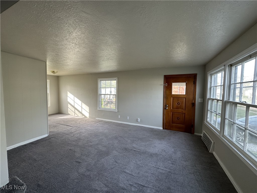 25170 Treadwell Avenue, Euclid, Ohio image 2