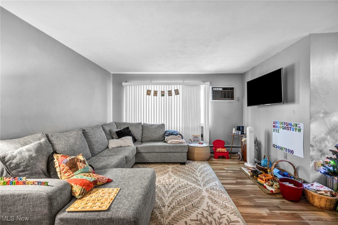 Royal Court - Residential