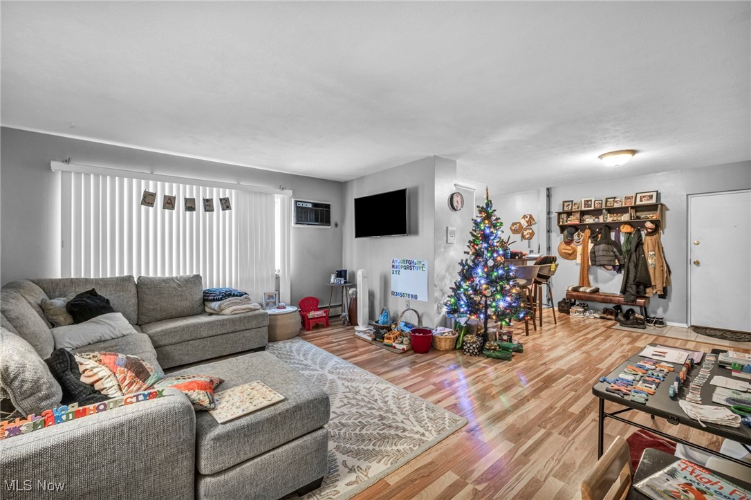 Royal Court - Residential