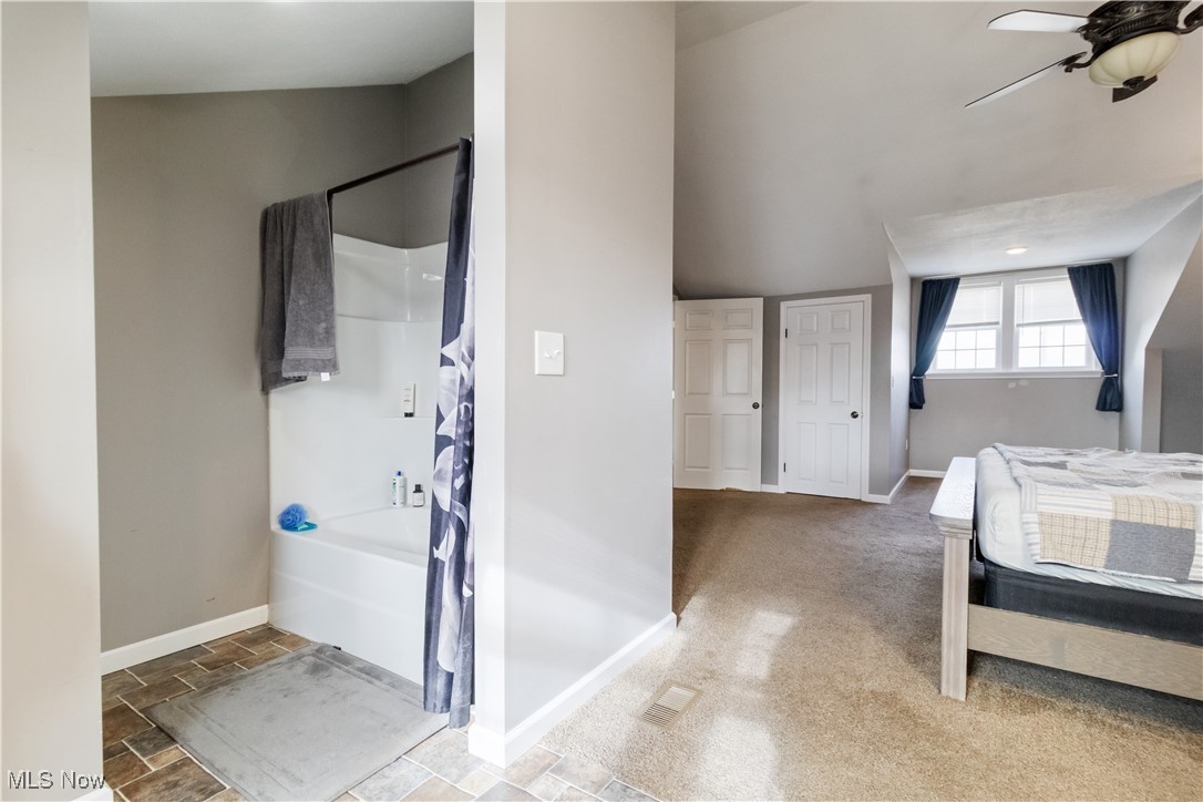 Anna M Shry Tr - Residential