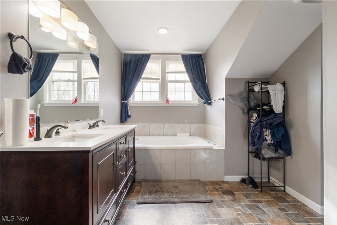 Anna M Shry Tr - Residential