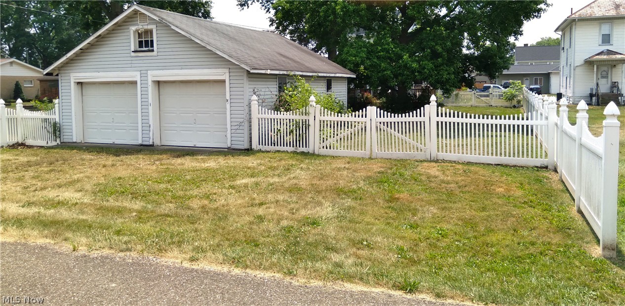 New Philadelphia - Residential