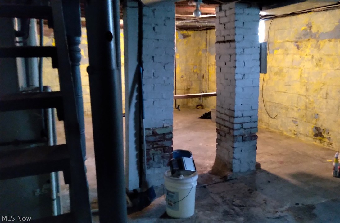 New Philadelphia - Residential