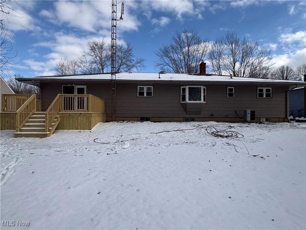 Photo of 2319 Henn Hyde Road NE, Warren, OH 44484 (MLS # 5182297)