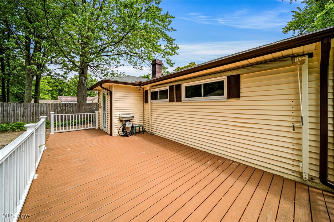5052 Forest Road, Mentor, Ohio image 12