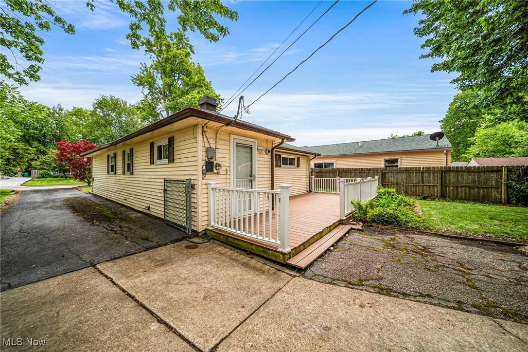 5052 Forest Road, Mentor, Ohio image 7