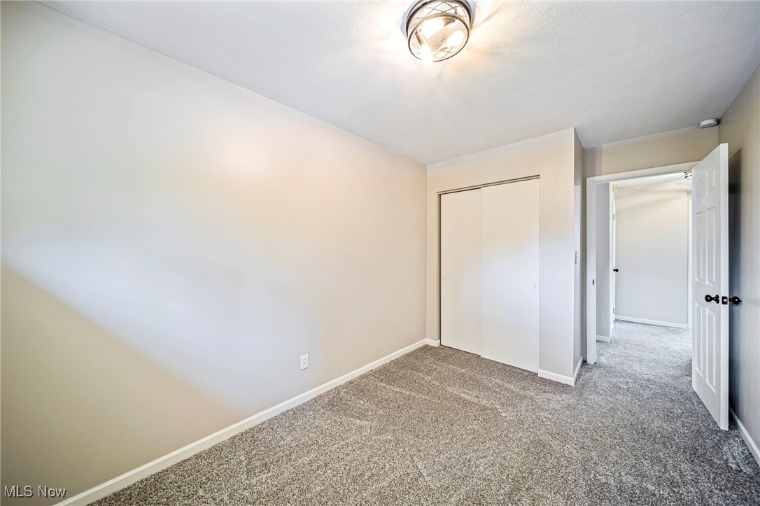 5052 Forest Road, Mentor, Ohio image 25