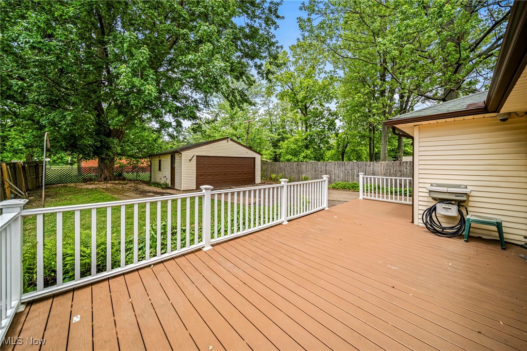 5052 Forest Road, Mentor, Ohio image 13