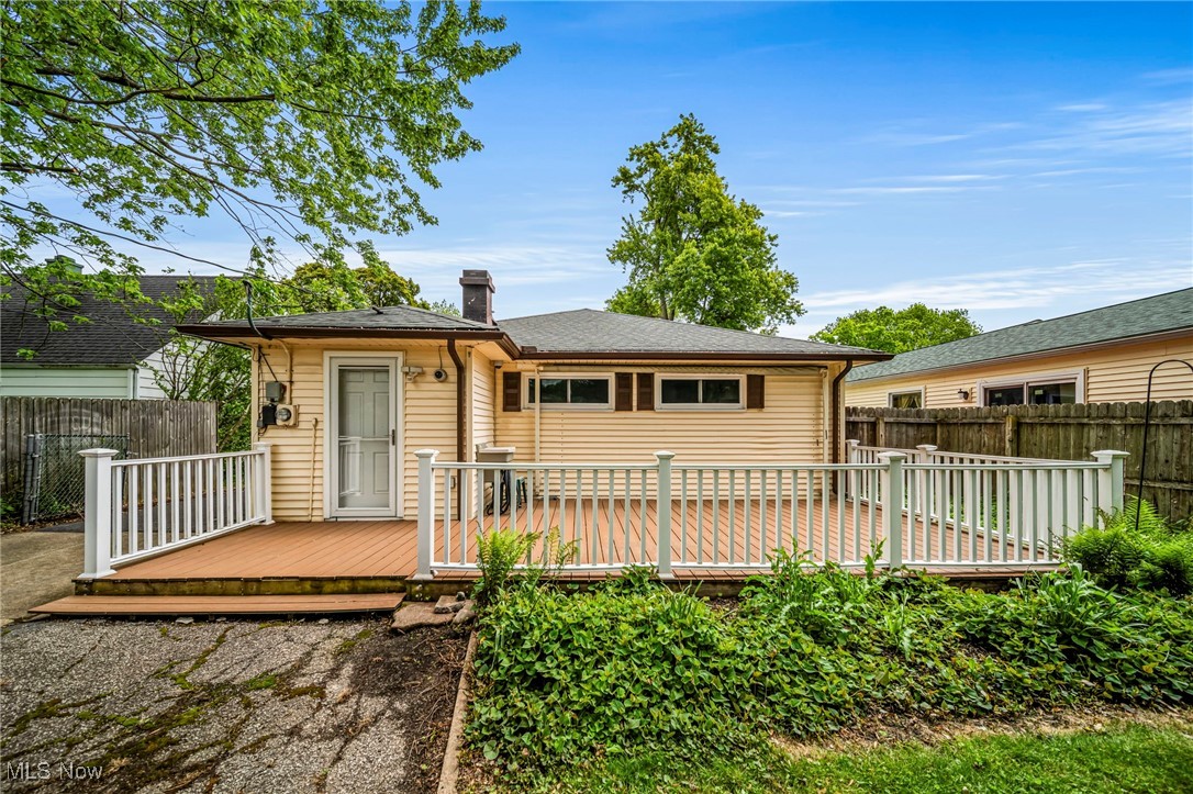 5052 Forest Road, Mentor, Ohio image 9