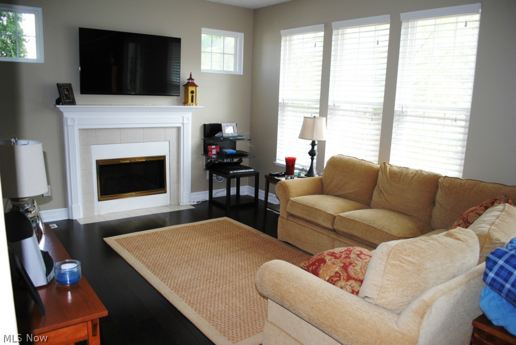 Wyndgate Club Condos - Residential