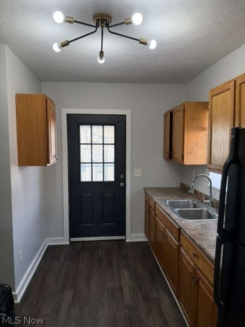 Photo of 3028 W 104th Street, Cleveland, OH 44111 (MLS # 5194337)