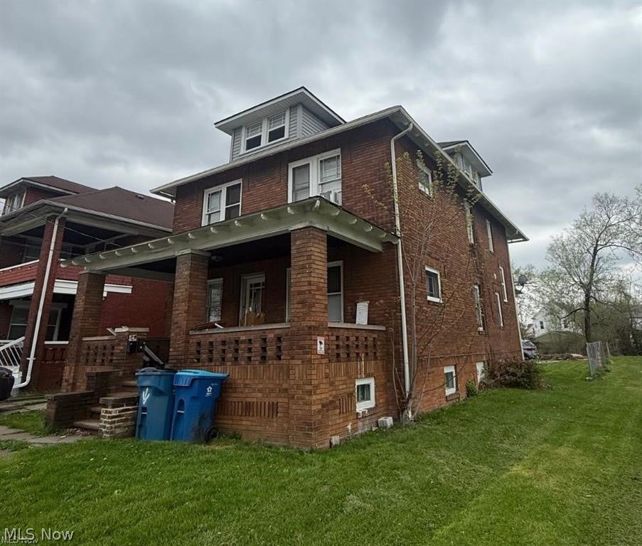 2394 Elyria Avenue