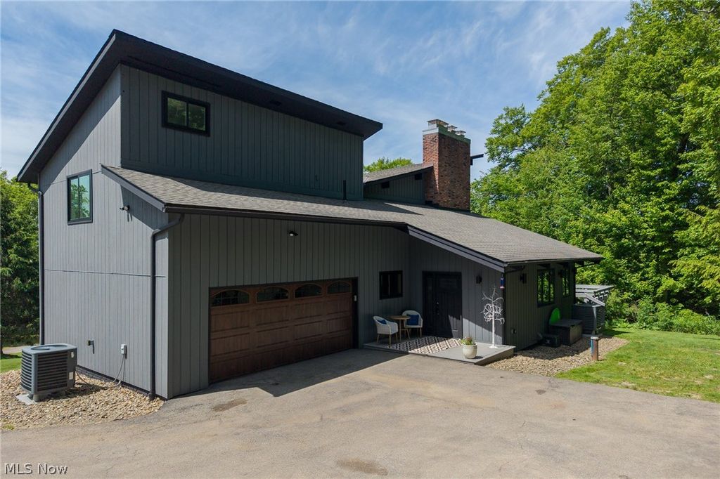 Photo of 10640 Butternut Road, Chesterland, OH 44026 (MLS # 5214799)