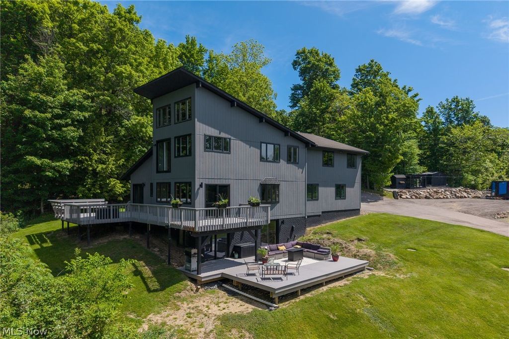 Photo of 10640 Butternut Road, Chesterland, OH 44026 (MLS # 5214799)