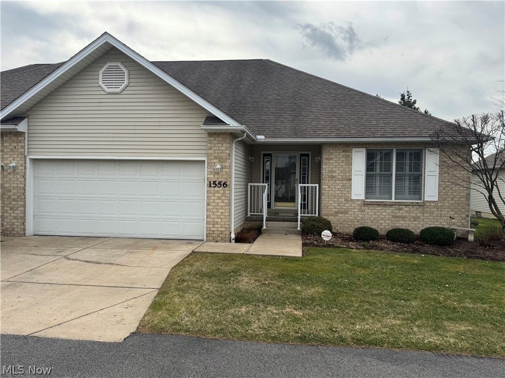 Photo of 1556 Pimlico Drive #15, Youngstown, OH 44515 (MLS # 5191714)