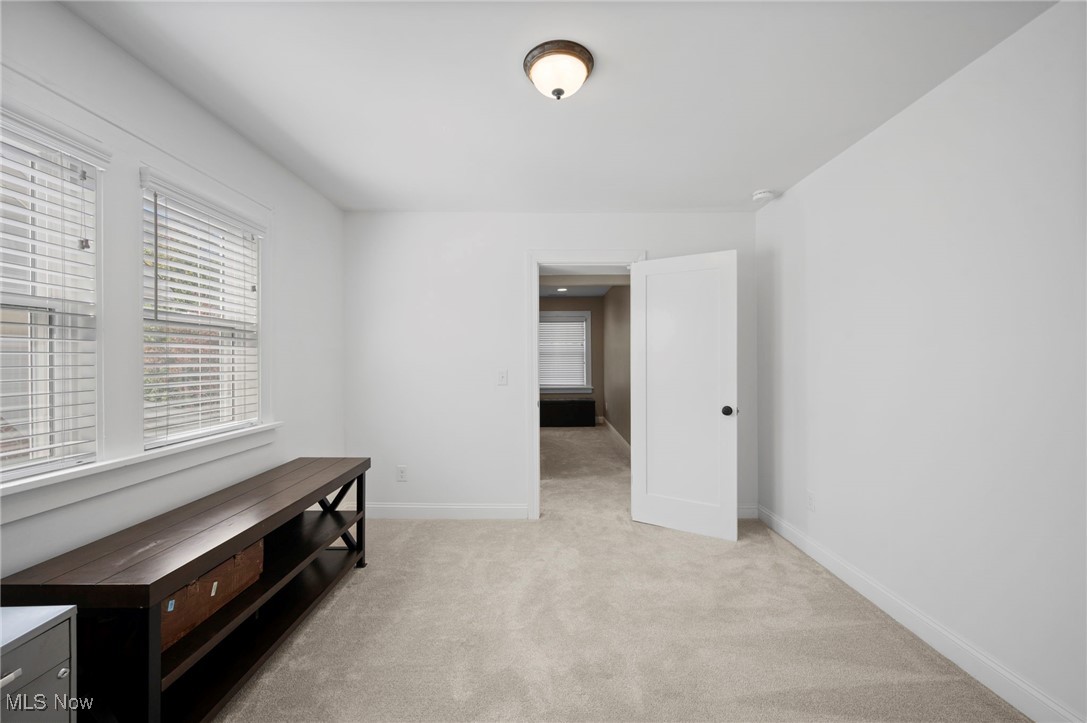 Lakewood, Ohio 44107, United States, 4 Bedrooms Bedrooms, ,4 BathroomsBathrooms,Residential,Active,222073