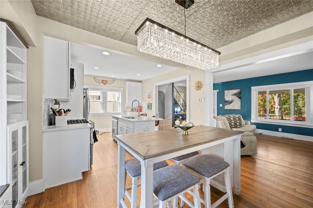 Lakewood, Ohio 44107, United States, 4 Bedrooms Bedrooms, ,4 BathroomsBathrooms,Residential,Active,222073