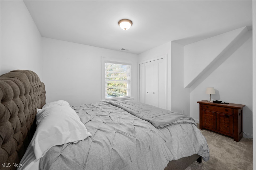 Lakewood, Ohio 44107, United States, 4 Bedrooms Bedrooms, ,4 BathroomsBathrooms,Residential,Active,222073