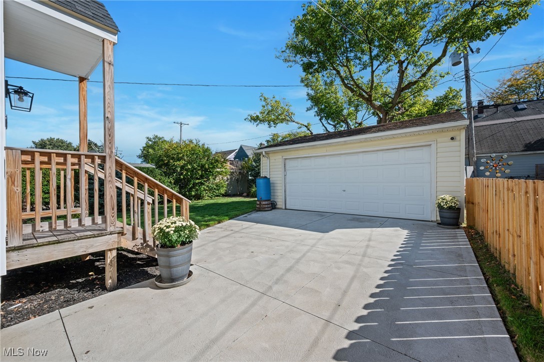 Lakewood, Ohio 44107, United States, 4 Bedrooms Bedrooms, ,4 BathroomsBathrooms,Residential,Active,222073