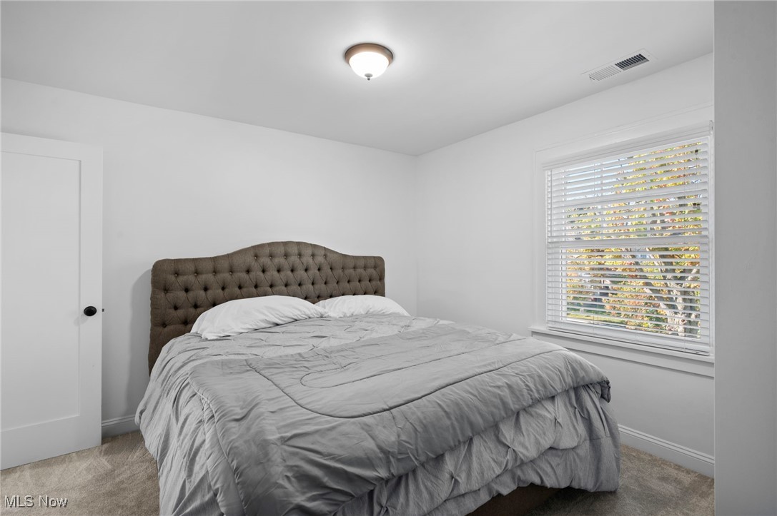 Lakewood, Ohio 44107, United States, 4 Bedrooms Bedrooms, ,4 BathroomsBathrooms,Residential,Active,222073