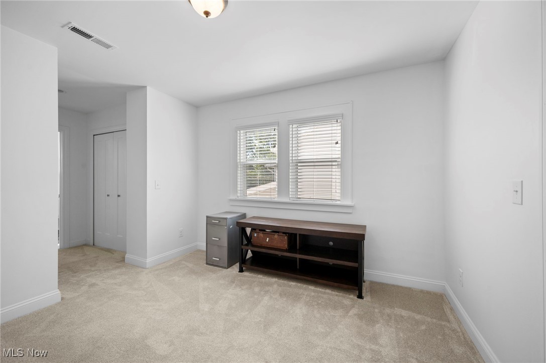 Lakewood, Ohio 44107, United States, 4 Bedrooms Bedrooms, ,4 BathroomsBathrooms,Residential,Active,222073