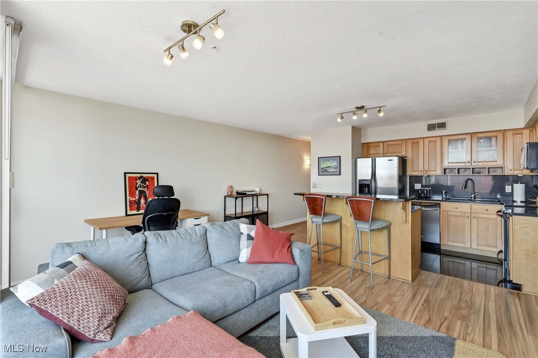 2222 Detroit Avenue #717, Cleveland, Ohio image 7