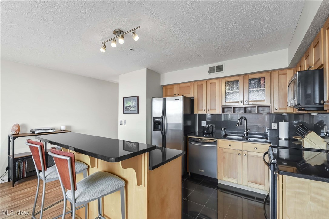 2222 Detroit Avenue #717, Cleveland, Ohio image 5