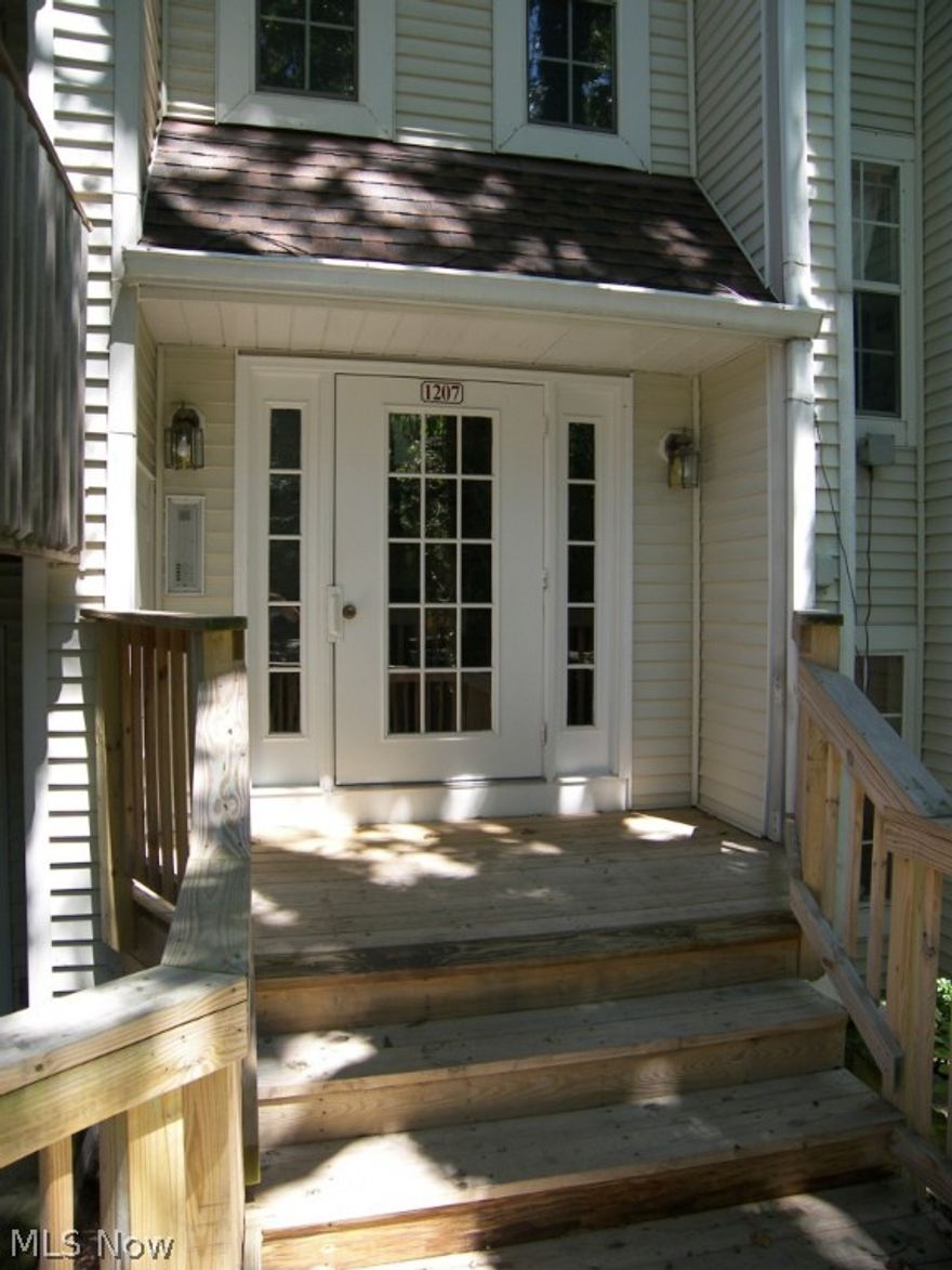 Great 2 Bedroom, 2 Bath one floor condo. Offers a in-suite laundry room for convenience too! Deck has a fantastic view to ravine wooded park like setting. An open living room with brick gas fireplace. The garage space for this unit is the closet to the door...Total BONUS for you......Close to pool and golf course as well. Shopping, stores and highway for your convenience. Don't miss your opportunity before it's gone.