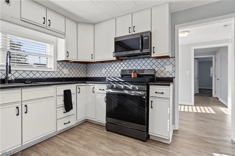 Tiny photo for 815 Hill Street, Parkersburg, WV 26104 (MLS # 5257277)